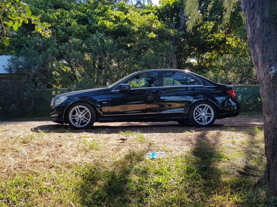 Mercedes-Benz C180 AMG SPORTS PACK in Mauritius