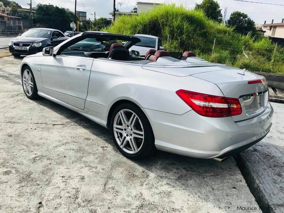 Mercedes-Benz E250 AMG CONVERTIBLE - RED AMG SPORT LEATHER SEATS - TURBO CHARGED in Mauritius