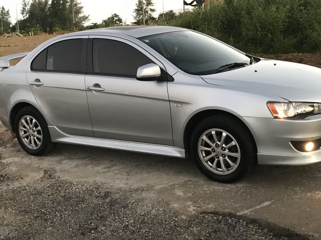 Mitsubishi lancer ex