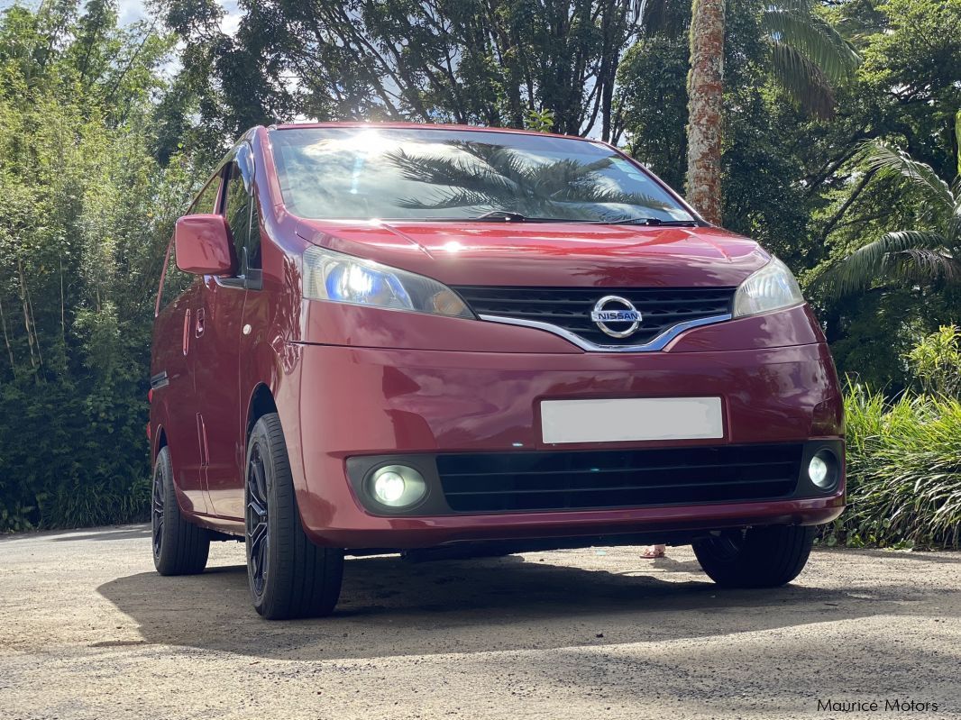 Nissan NV 200 ( PRIVATE VAN ) in Mauritius