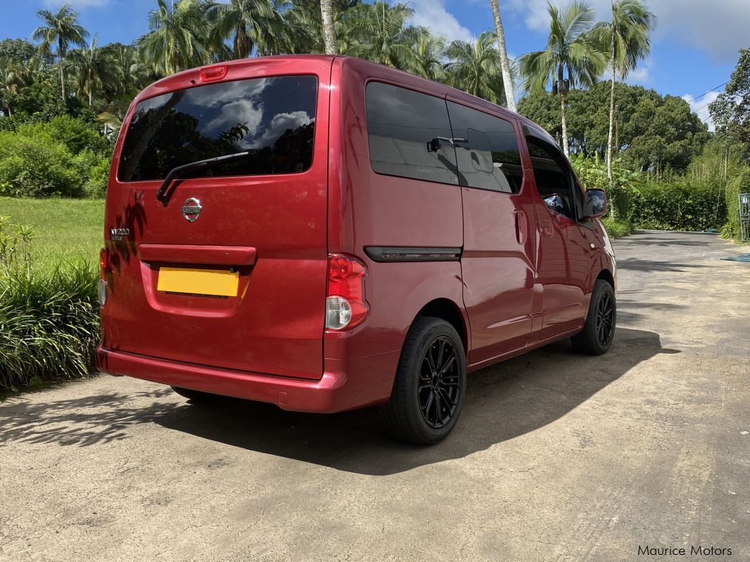 Nissan NV 200 ( PRIVATE VAN ) in Mauritius
