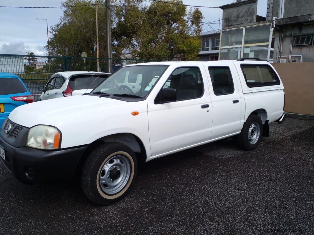 Nissan navara in Mauritius