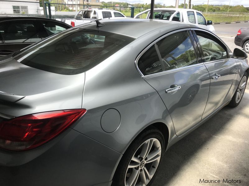 Opel INSIGNIA - DARK GRAY in Mauritius