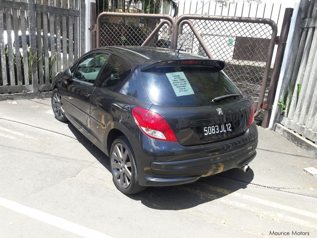 Peugeot 207 GTI in Mauritius