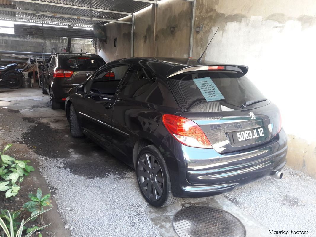 Peugeot 207 GTI in Mauritius