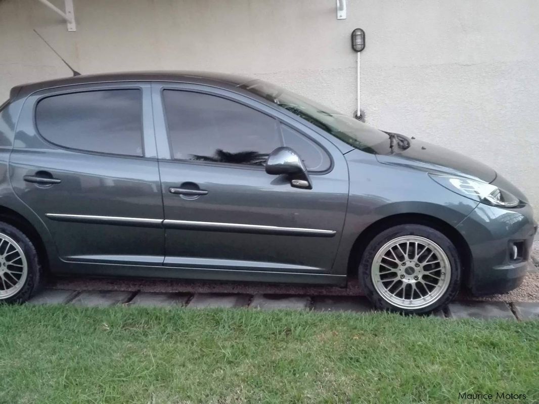 Peugeot 207 in Mauritius