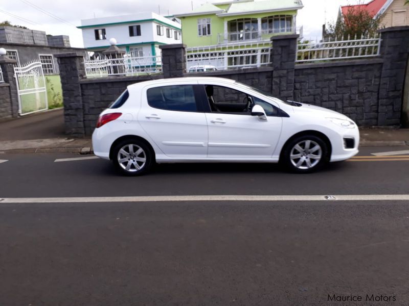 Peugeot 308 in Mauritius