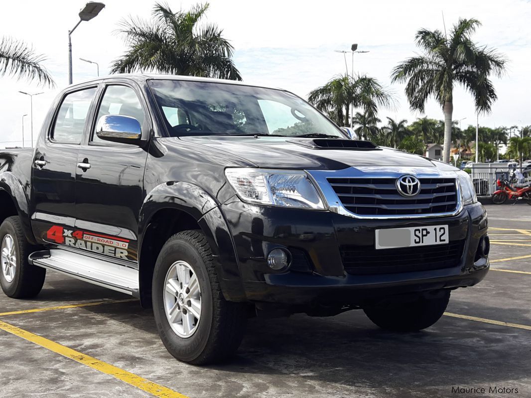 Toyota 4X4 Hilux 3.0 D4D in Mauritius