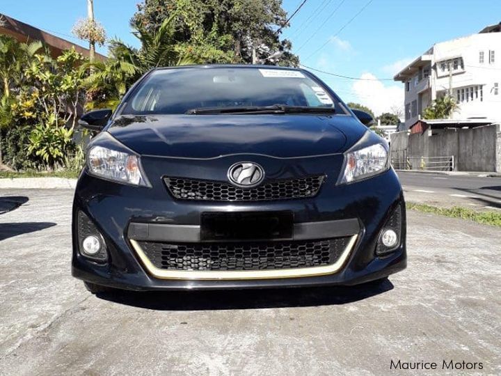 Toyota VITZ RS 1.5 PADDLE SHIFT in Mauritius