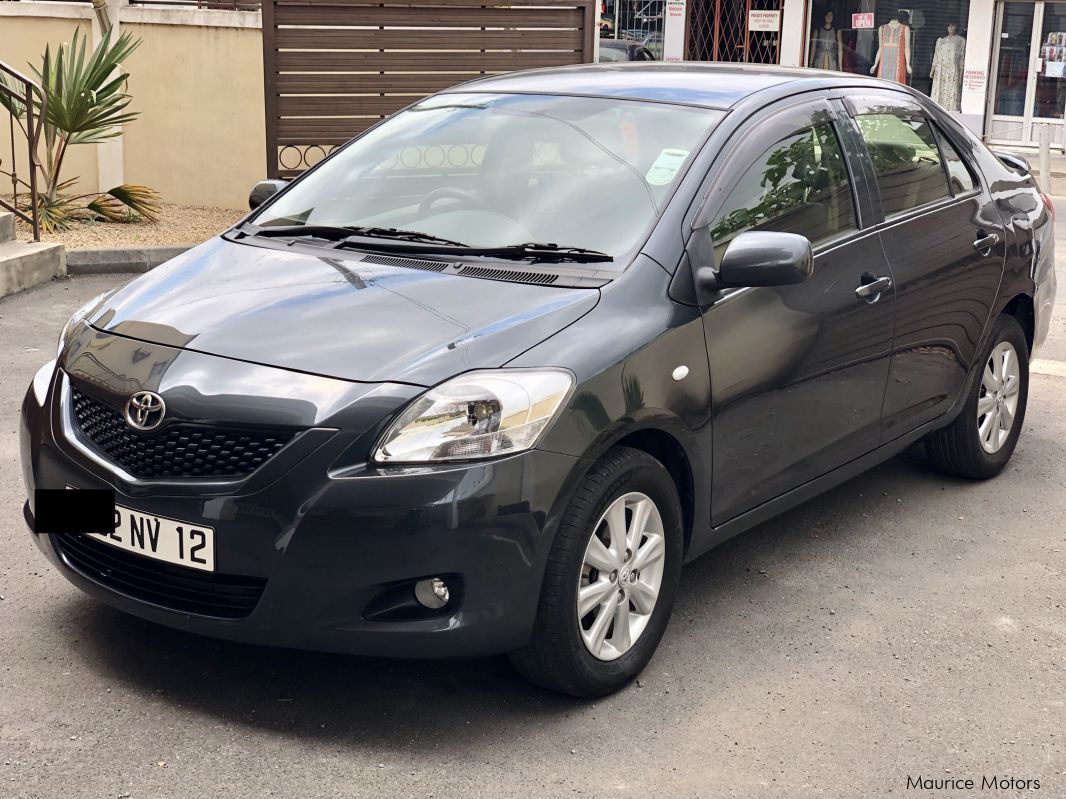 Toyota Yaris 1300cc in Mauritius