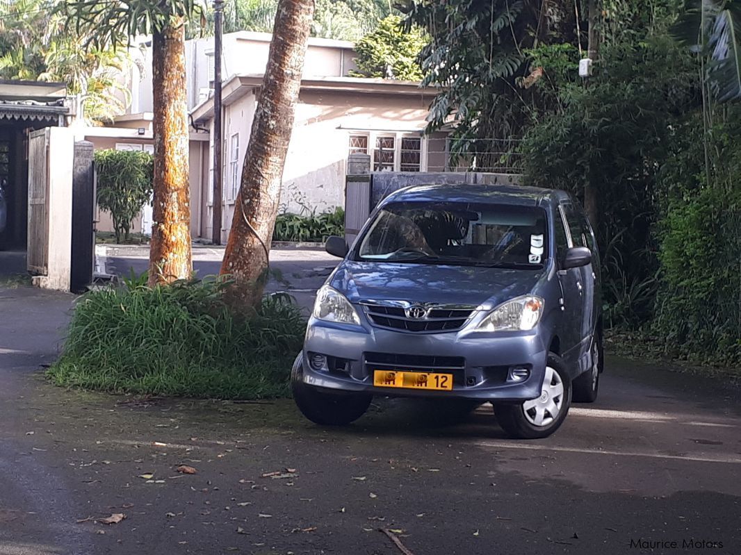 Toyota avanza in Mauritius