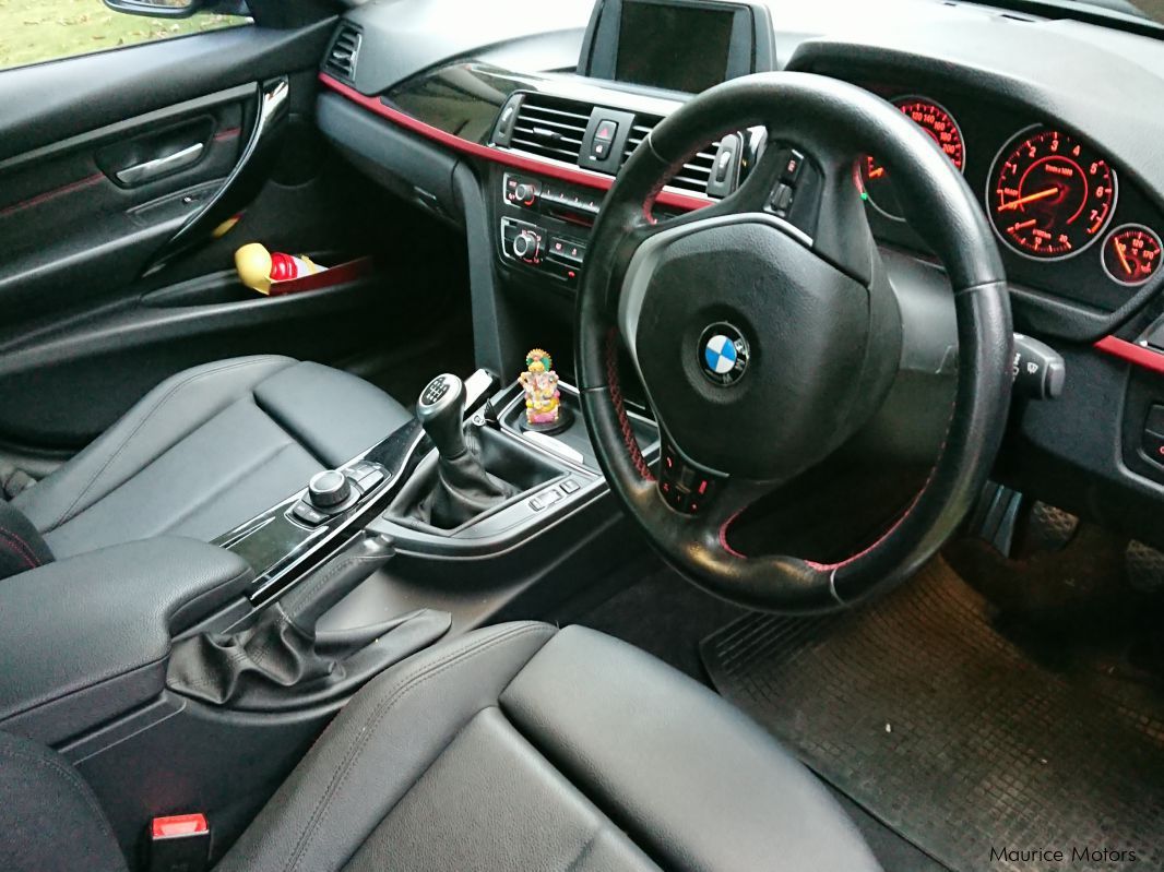 BMW 316i Sport Line in Mauritius