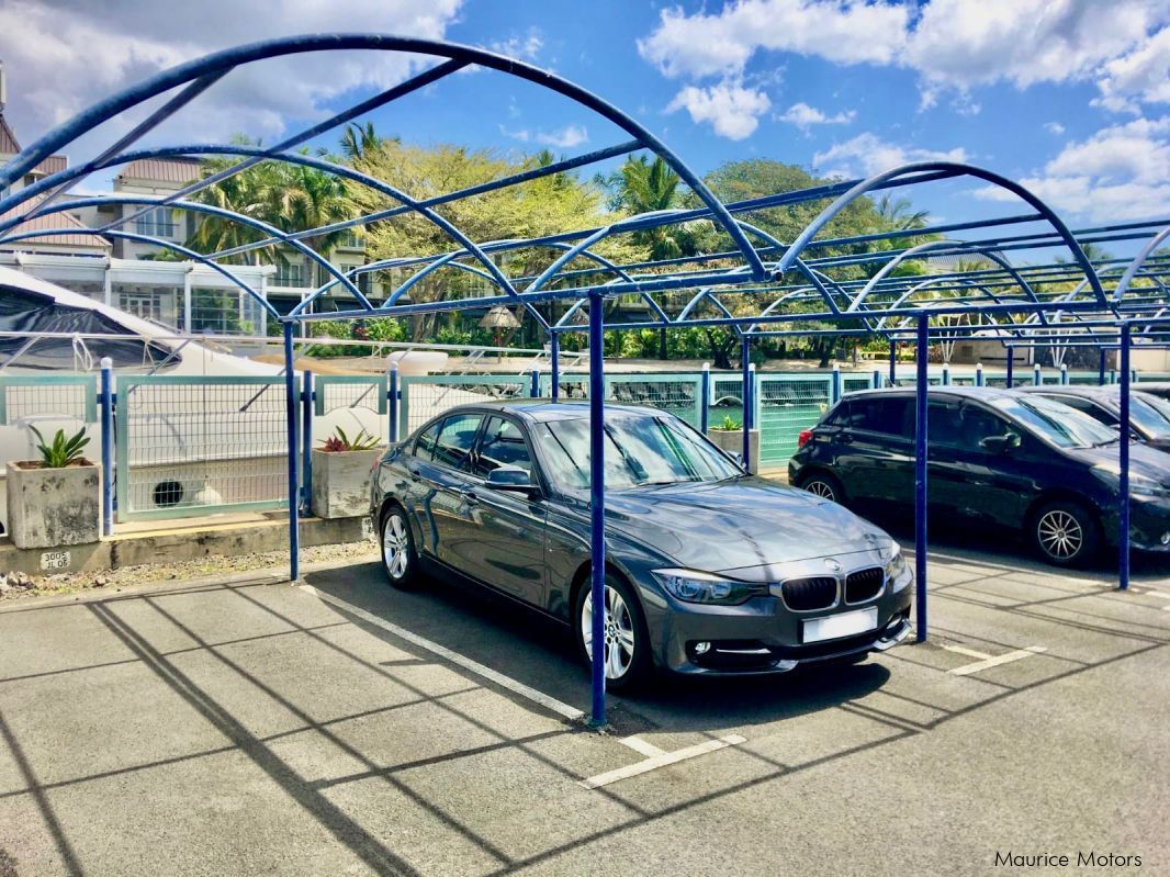 BMW 316i Sport line in Mauritius
