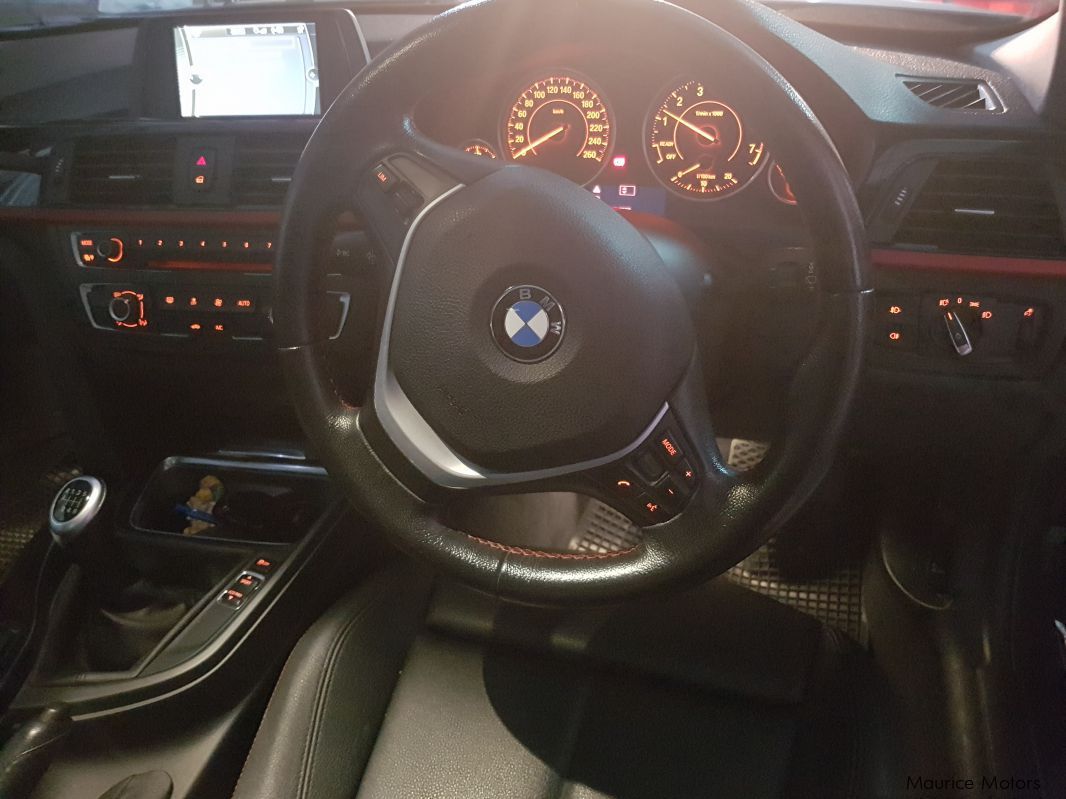 BMW 316i sport in Mauritius
