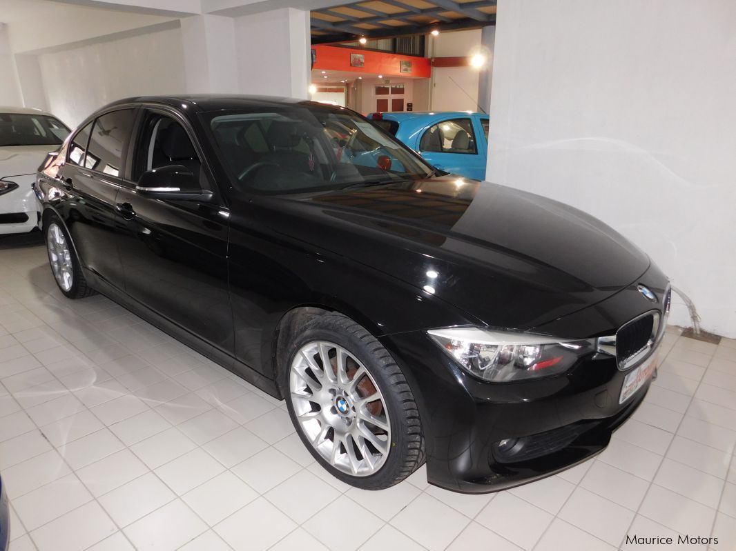 BMW 320i - BLACK  in Mauritius