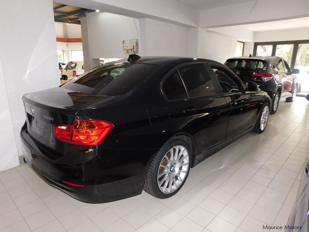 BMW 320i - BLACK  in Mauritius