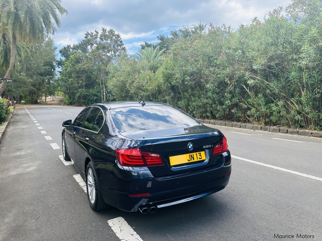 BMW 520i in Mauritius