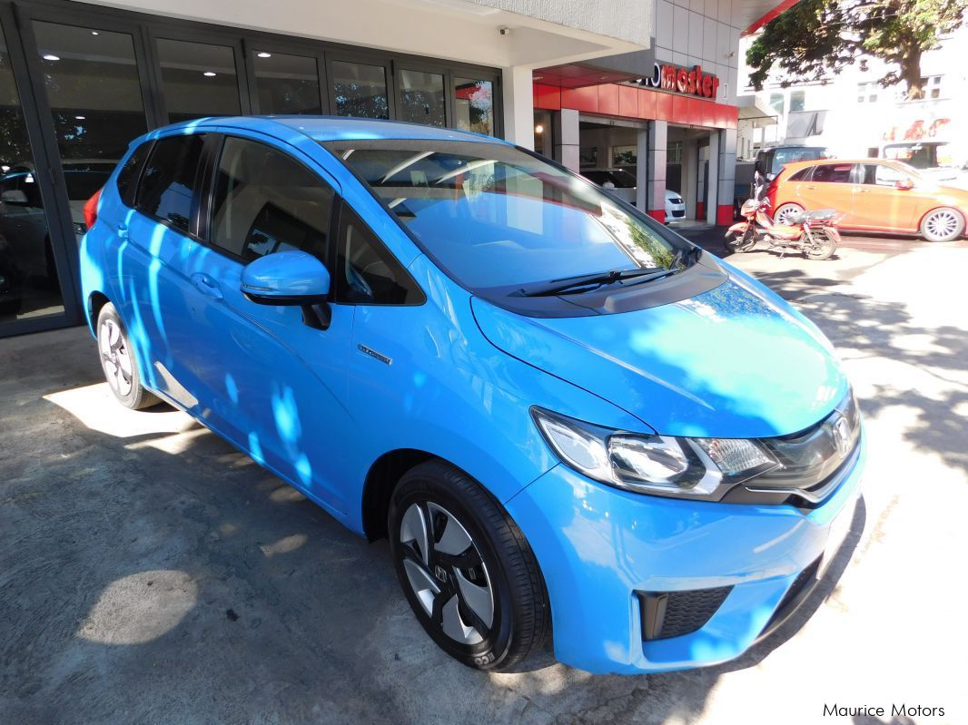 Honda FIT - BLUE - HYBRID in Mauritius