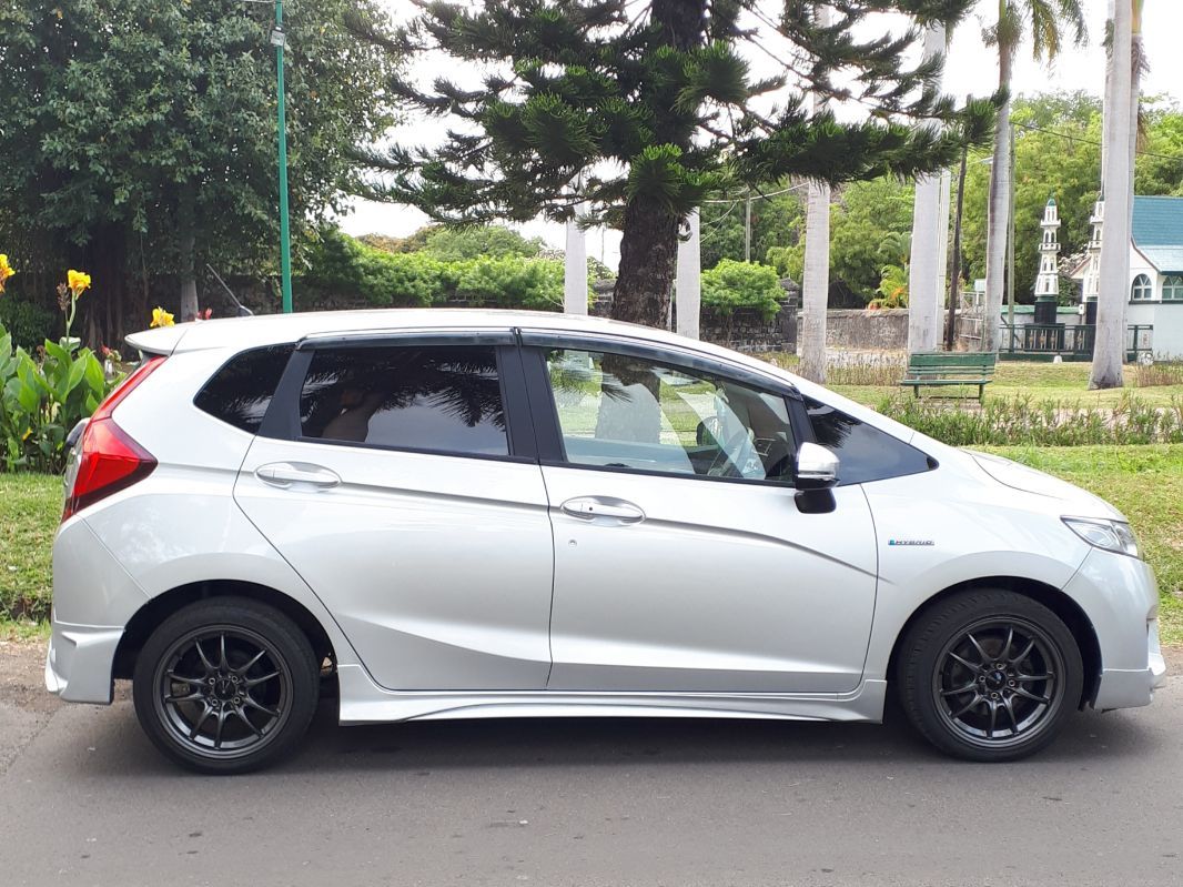 Used Honda Fit 2013 Fit for sale Port Louis Honda Fit sales Honda