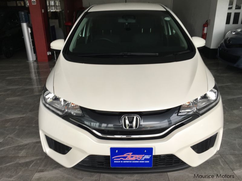 Used Honda fit MANUAL TRANSMISSION NEW SHAPE ONLY 4300KM 2013 fit