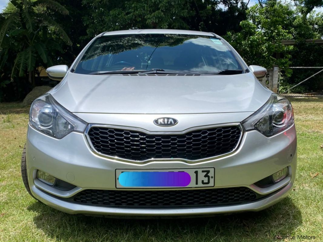 Used Kia Cerato 1.6l automatique 2013 Cerato 1.6l automatique for