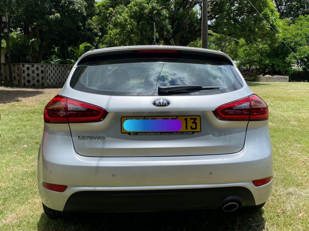 Used Kia Cerato 1.6l automatique 2013 Cerato 1.6l automatique for