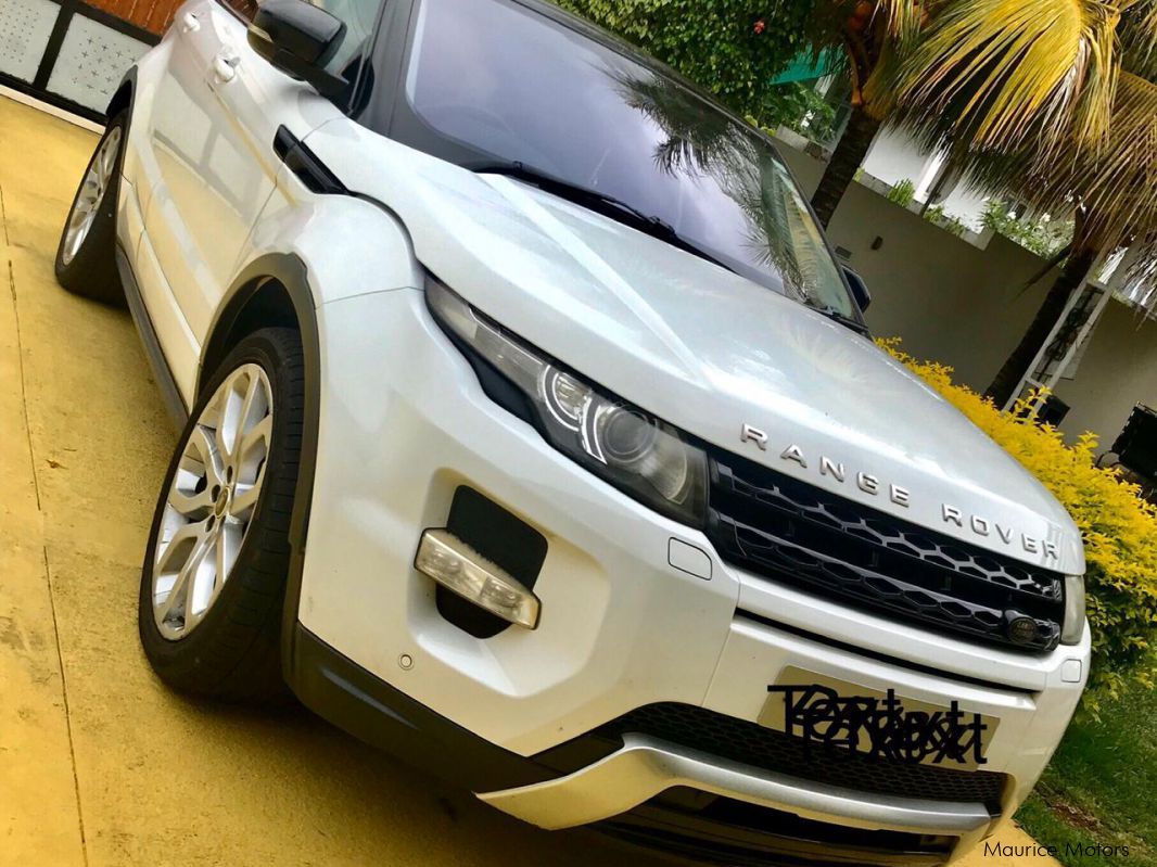 Land Rover evoque in Mauritius