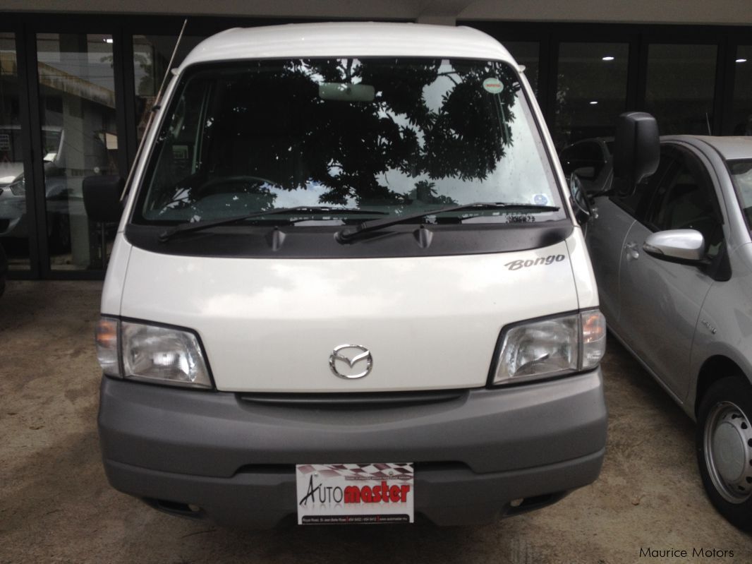 Mazda BONGO - WHITE in Mauritius