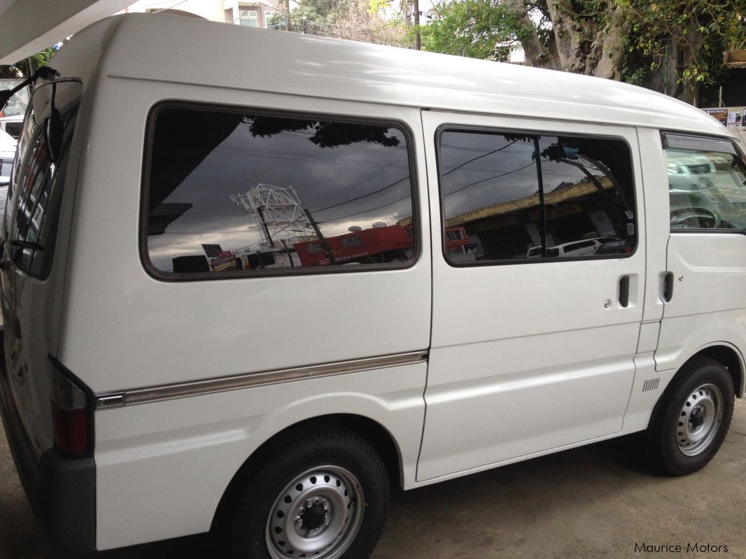 Mazda BONGO - WHITE in Mauritius