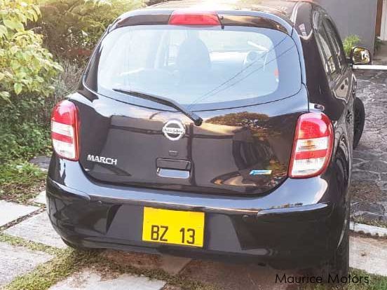Nissan AK 13 in Mauritius