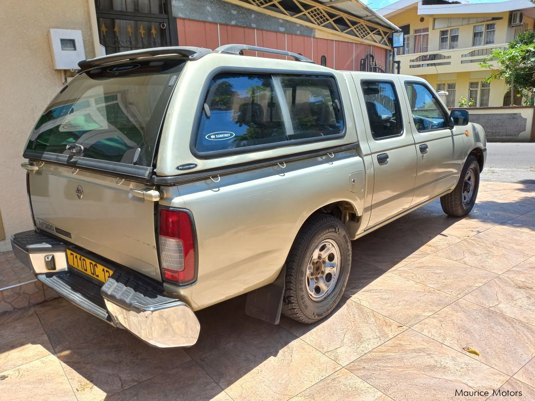 Nissan NP300 Hardbody in Mauritius