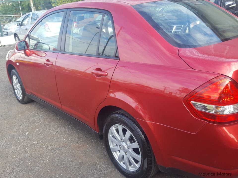 Nissan Tiida - RED - 1.6 in Mauritius
