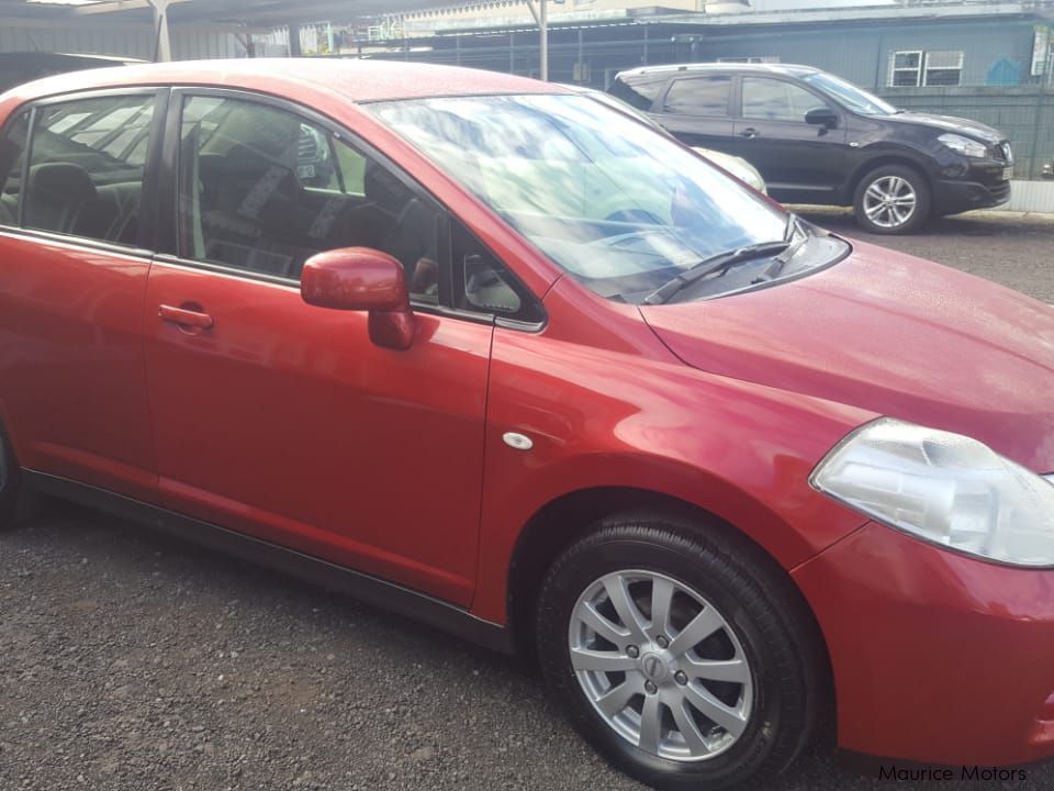 Nissan Tiida - RED - 1.6 in Mauritius