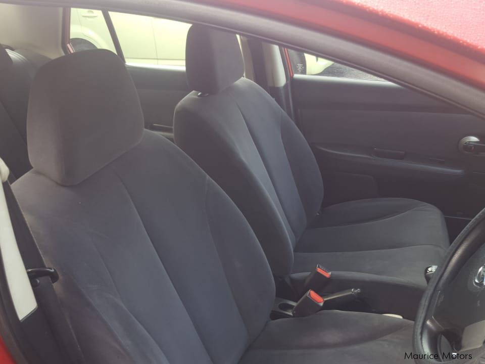 Nissan Tiida - RED - 1.6 in Mauritius