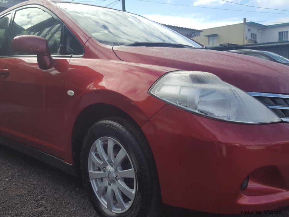 Nissan Tiida - RED - 1.6 in Mauritius