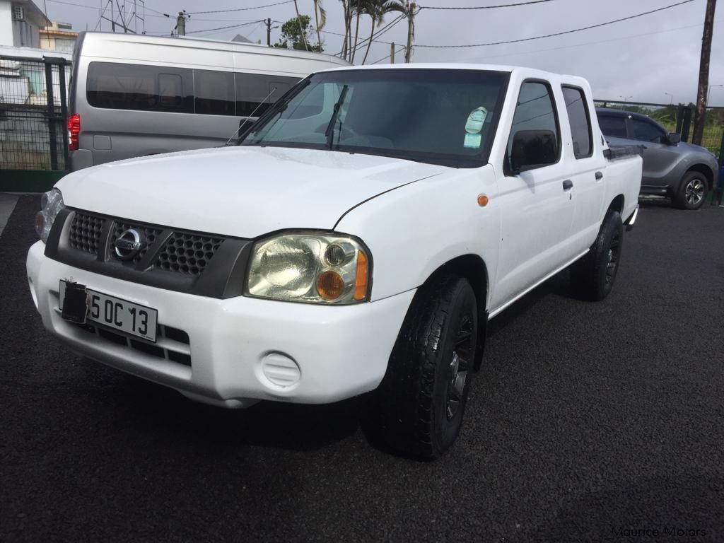 Nissan np300 in Mauritius