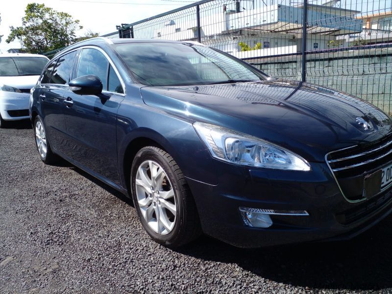 Peugeot 508 SW - DARK BLUE - 6 SPEED in Mauritius