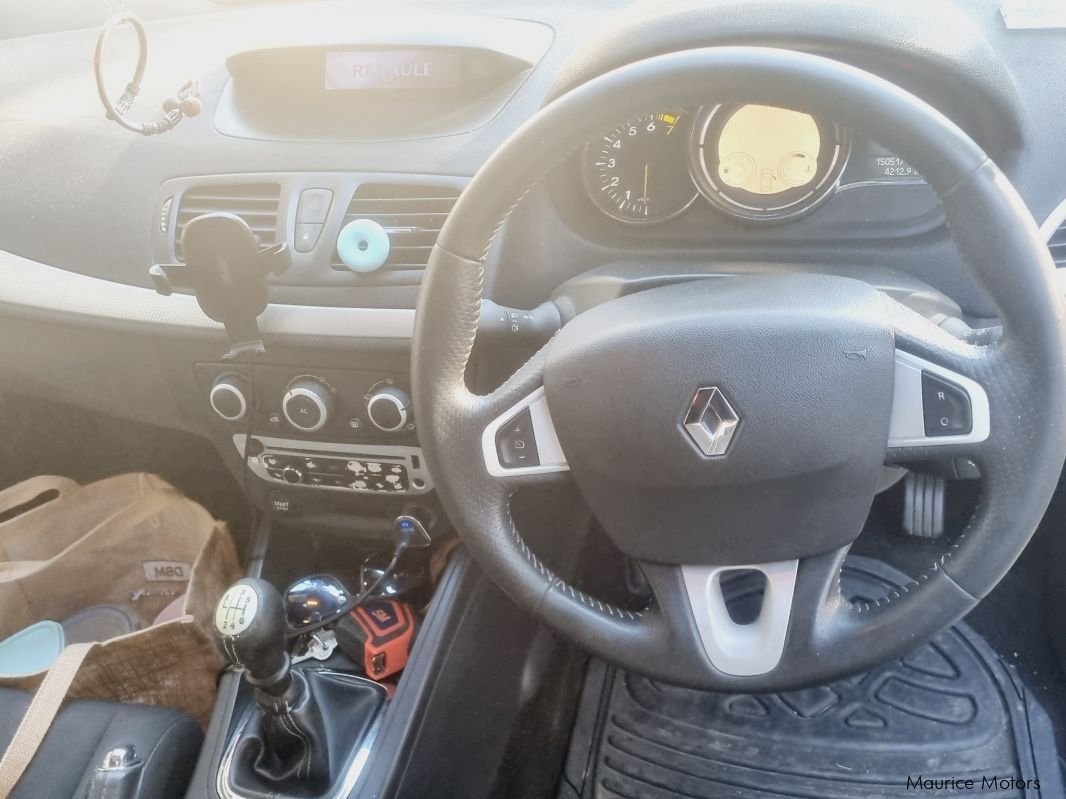 Renault Megane berline in Mauritius