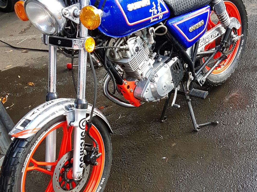 Suzuki GN125 in Mauritius
