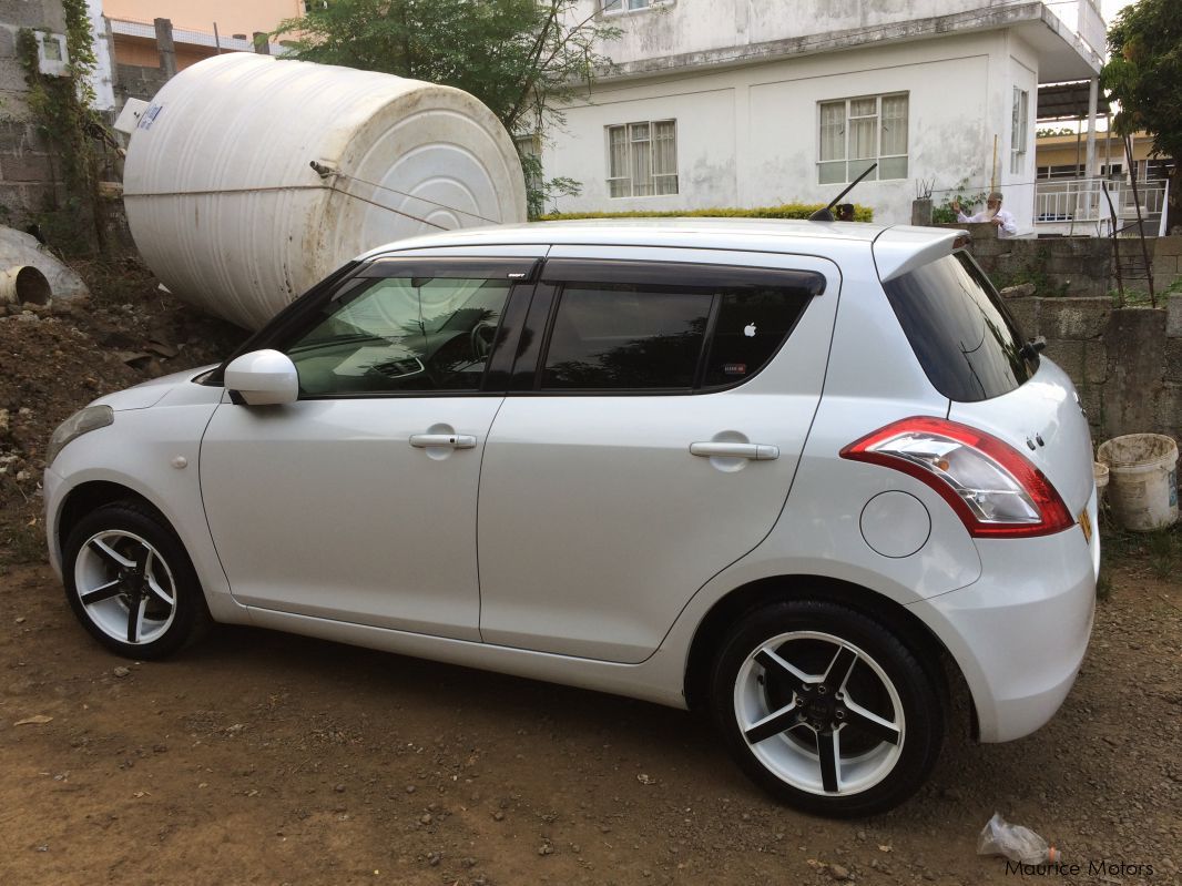 Suzuki Suzuki swift japan in Mauritius