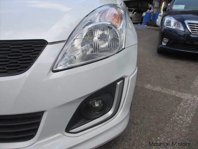 Suzuki Swift RS in Mauritius