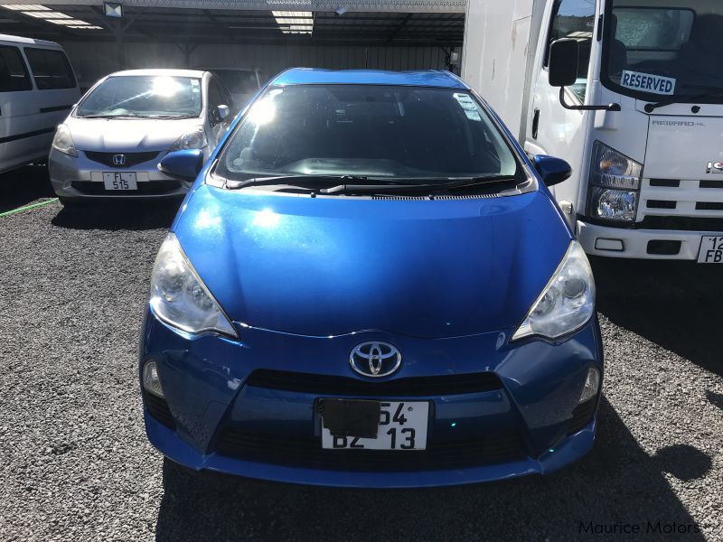 Toyota AQUA - BLUE - HYBRID in Mauritius