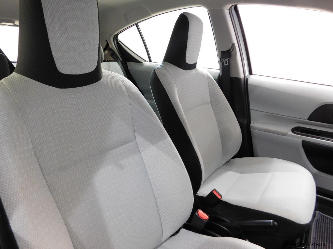 Чехлы Toyota Aqua Купить В Челябинске