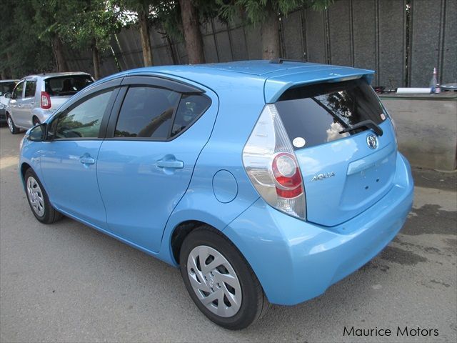 Toyota AQUA S- LIGHT BLUE METALLIC in Mauritius