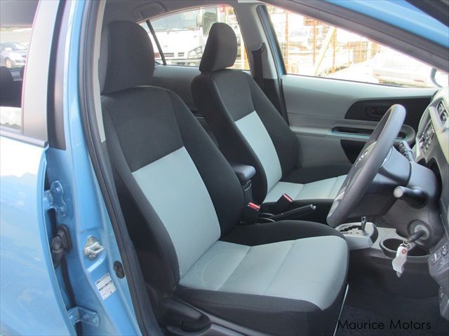 Toyota AQUA S- LIGHT BLUE METALLIC in Mauritius