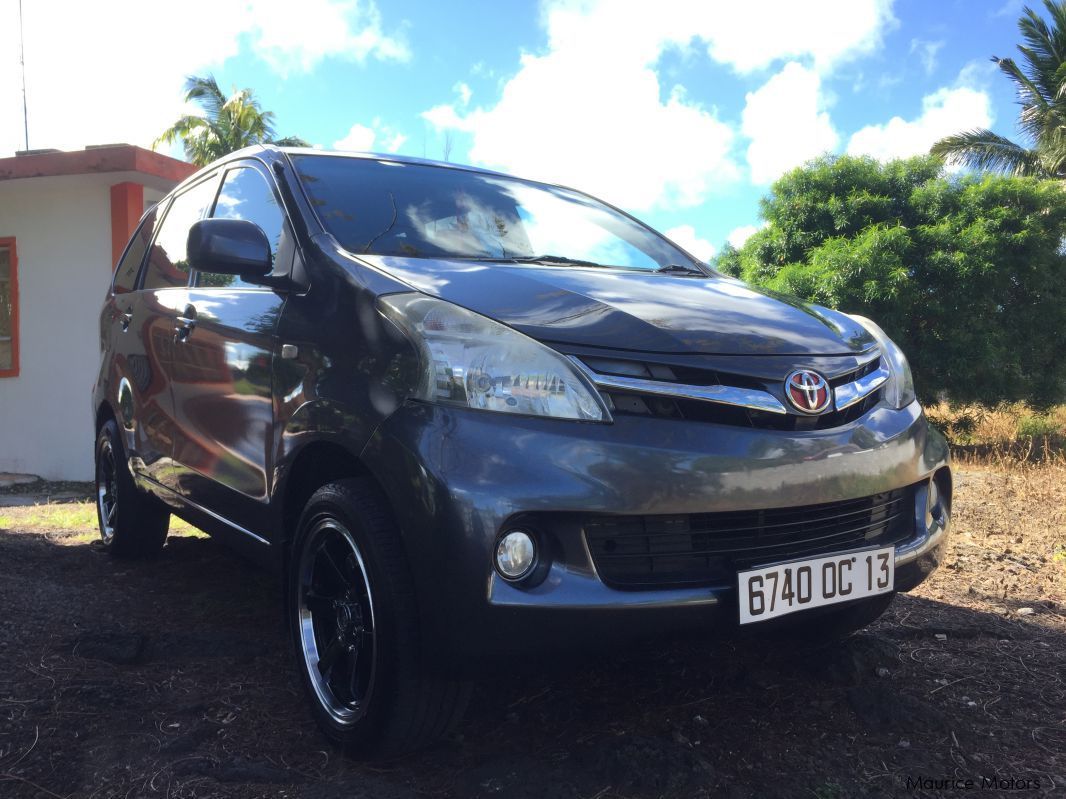 Toyota Avanza 1.5 in Mauritius