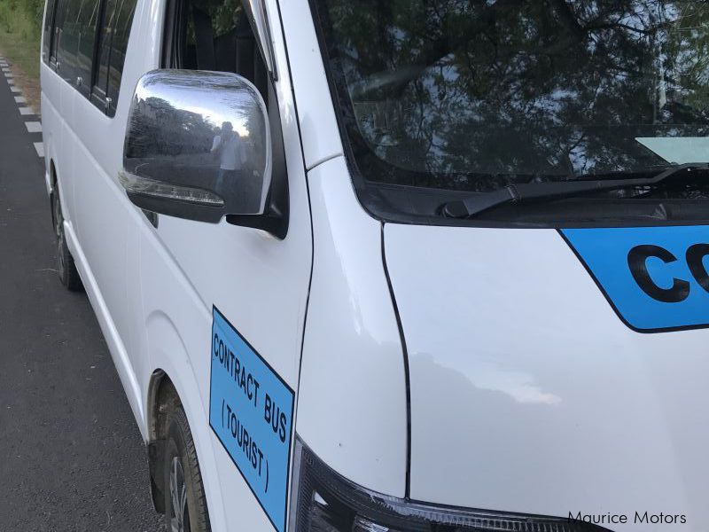 Toyota Hiace Highroof in Mauritius