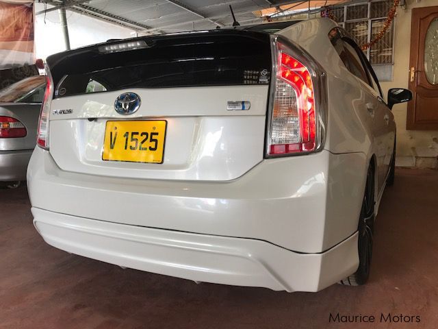 Toyota Prius S Aero in Mauritius