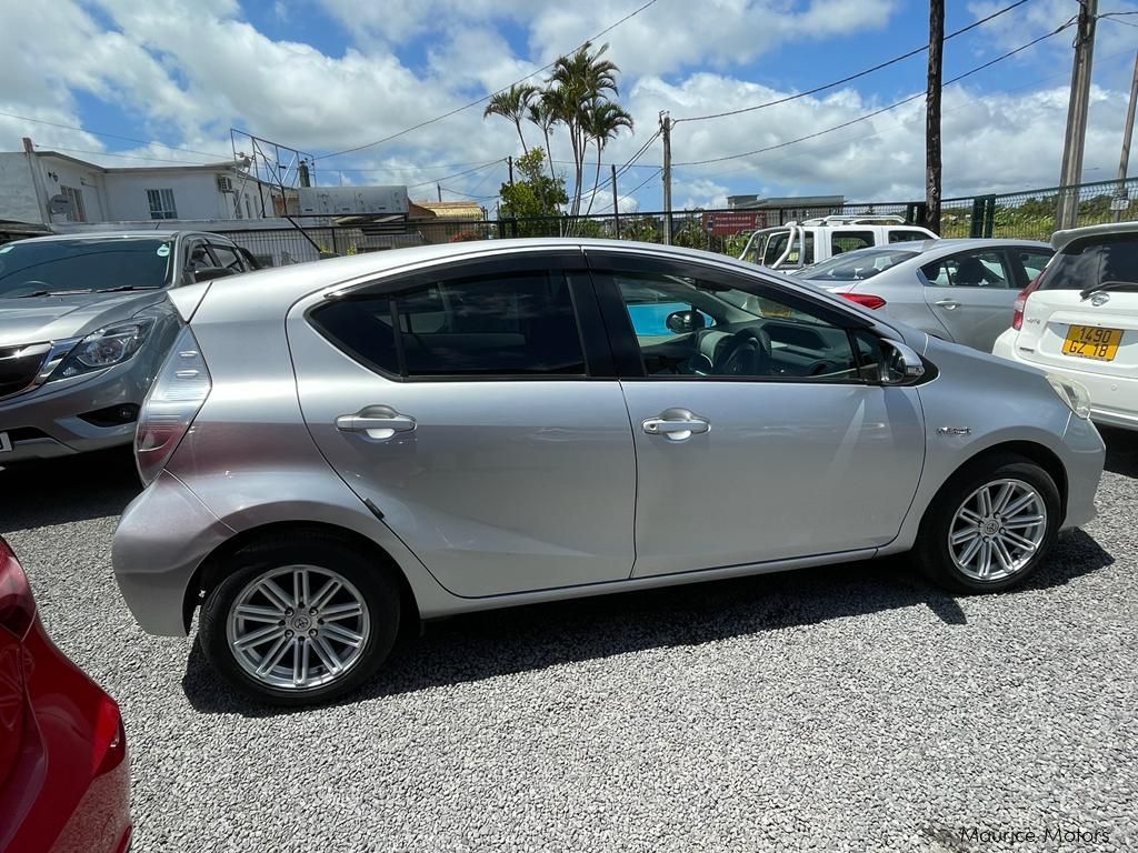 Used Toyota aqua 2013 aqua for sale Camp Fouquereaux Toyota aqua