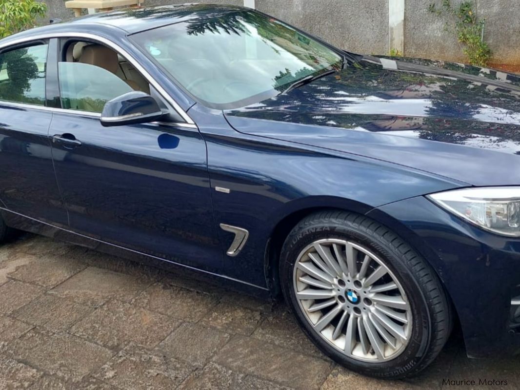 BMW 3 Series Gran Turismo 320i in Mauritius